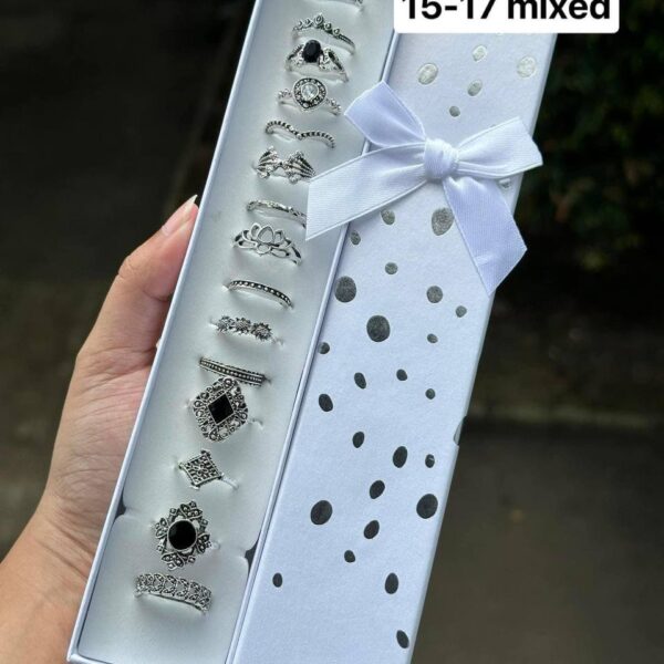 Finger Ring Set With Box