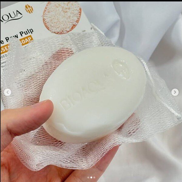 Bioaqua Rice Essence Soap Bath Oil Control – 100g