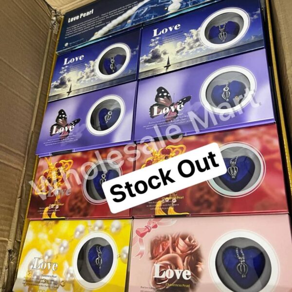 28 Compartment Pill Organizer Box 7 Day