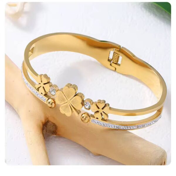Stainless Steel Four-leaf Clover Cuff Bracelet
