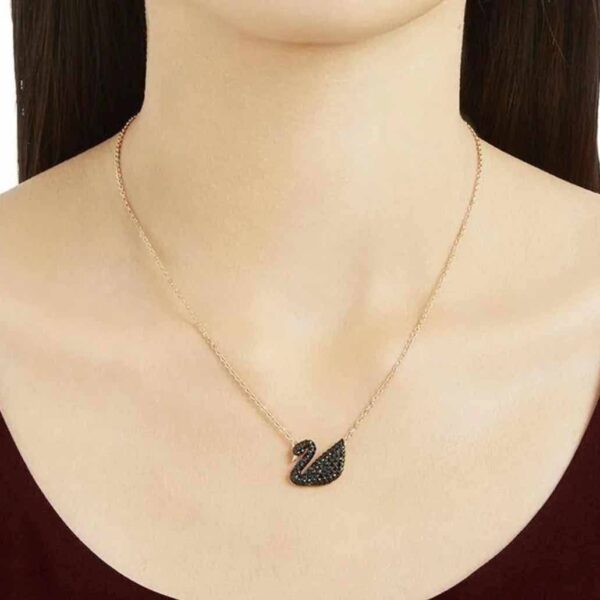 Black Swan Pendant